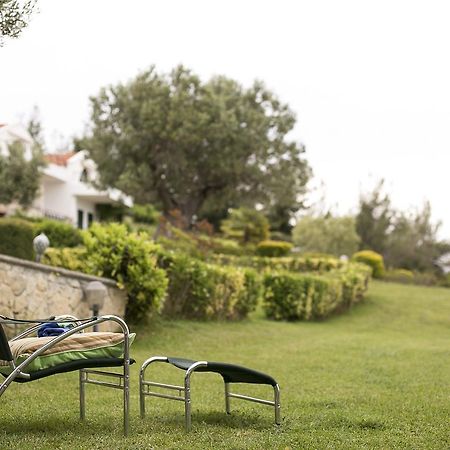 Blue Crab, Beachfront House In Kalandra #Feelslikehome Hanioti Buitenkant foto